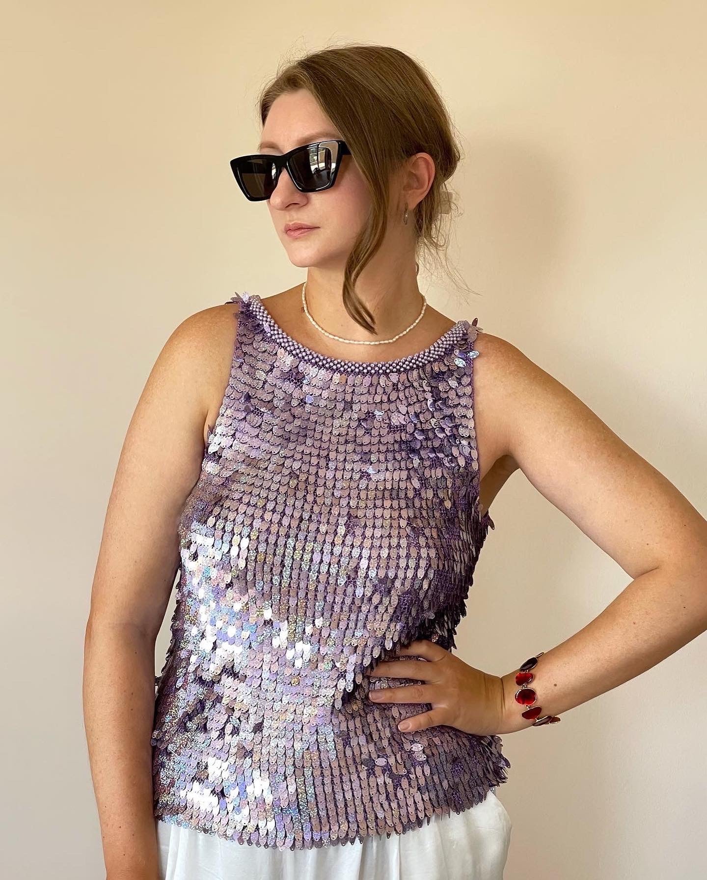 Incredible viscose knitted vintage top with violet sequins