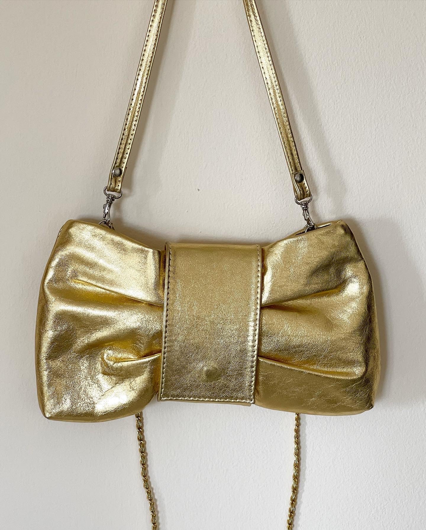 Amazing vintage leather bag in a gold tone Capica (Italian brand)
