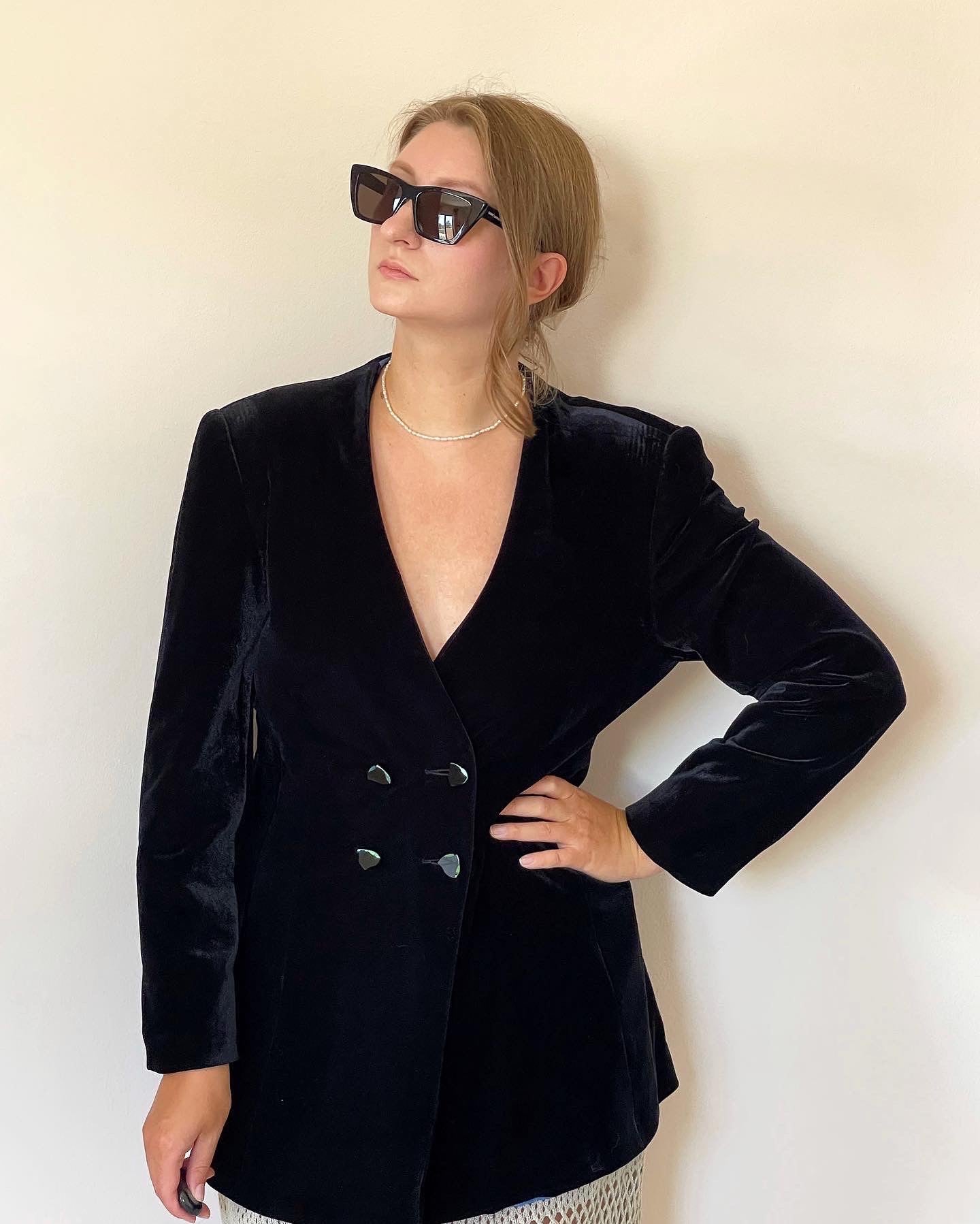 Vintage black velvet blazer Jacques Vert (80s)