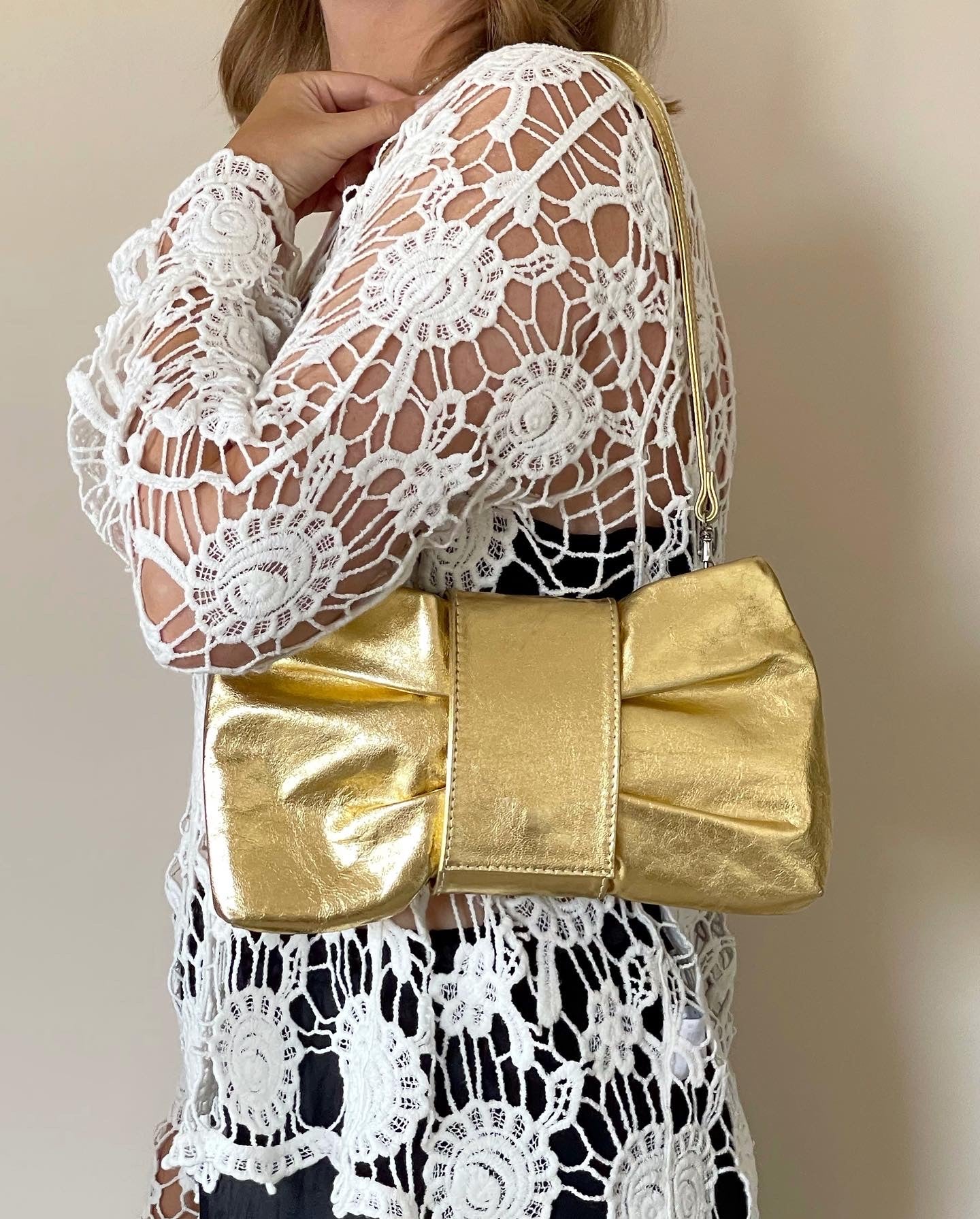 Amazing vintage leather bag in a gold tone Capica (Italian brand)