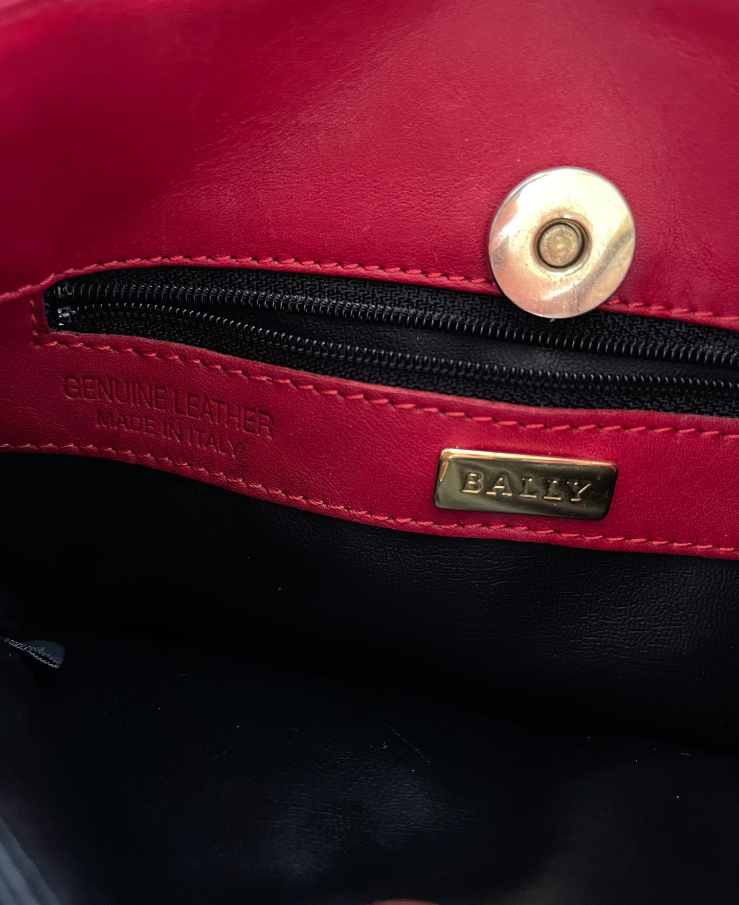 Amazing authentic vintage leather bag Bally