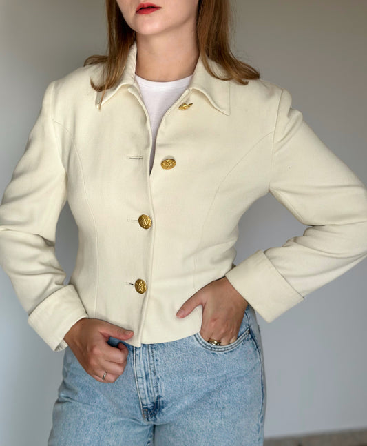 Charming vintage classic cream blazer