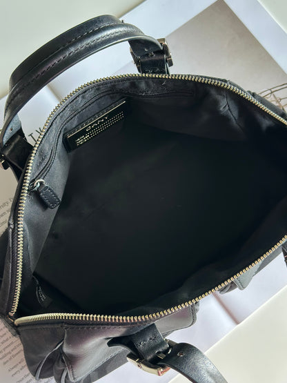 Lovely vintage DKNY satchel black bag