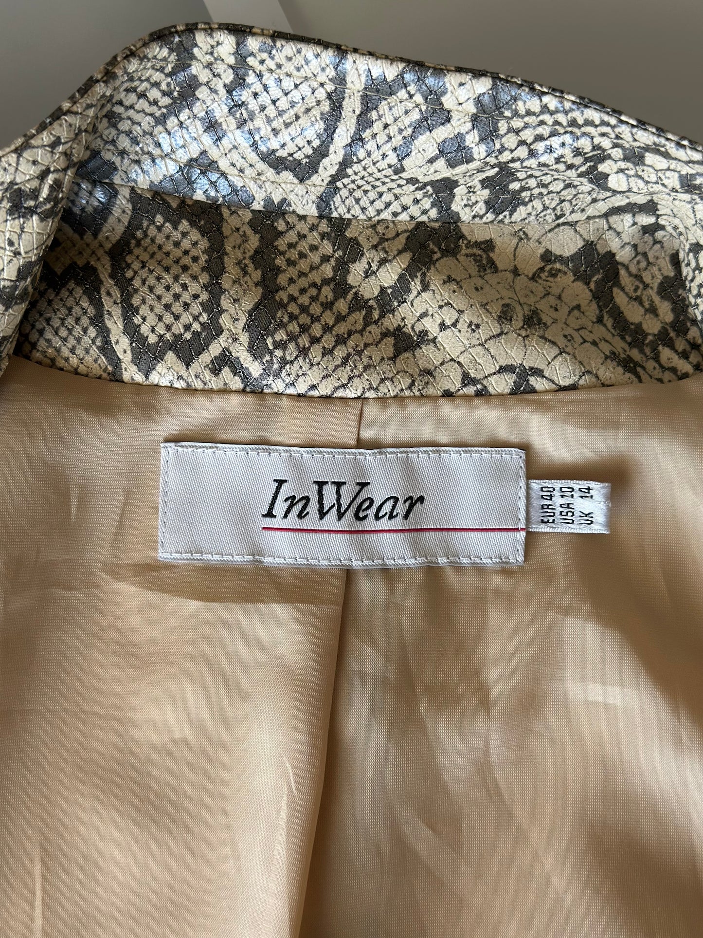 Amazing vintage snake-print faux leather jacket