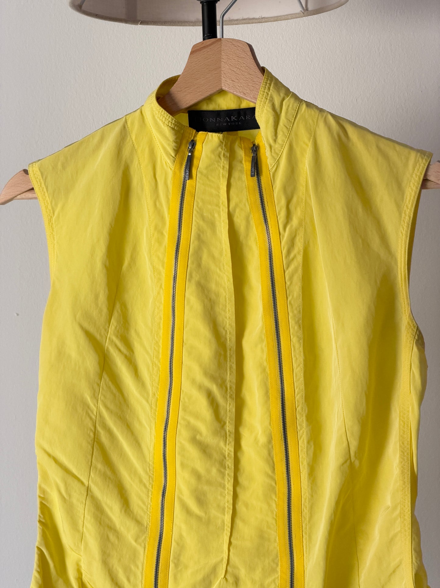 Vintage sleeveless vest Donna Karan