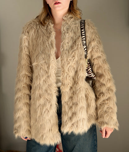 Stylish faux fur jacket from Dorothy Perkins