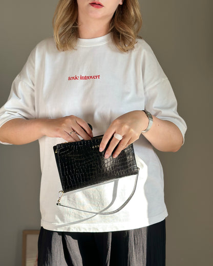 Chic DKNY leather clutch wallet