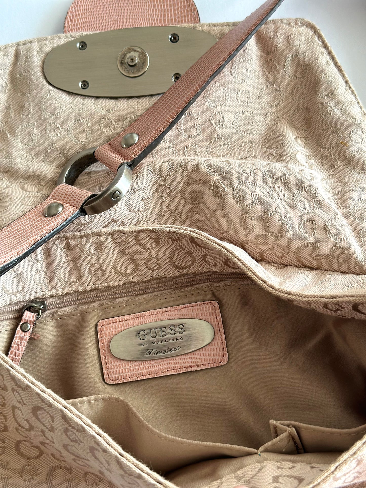 Vintage beige/pink monogram bag Guess