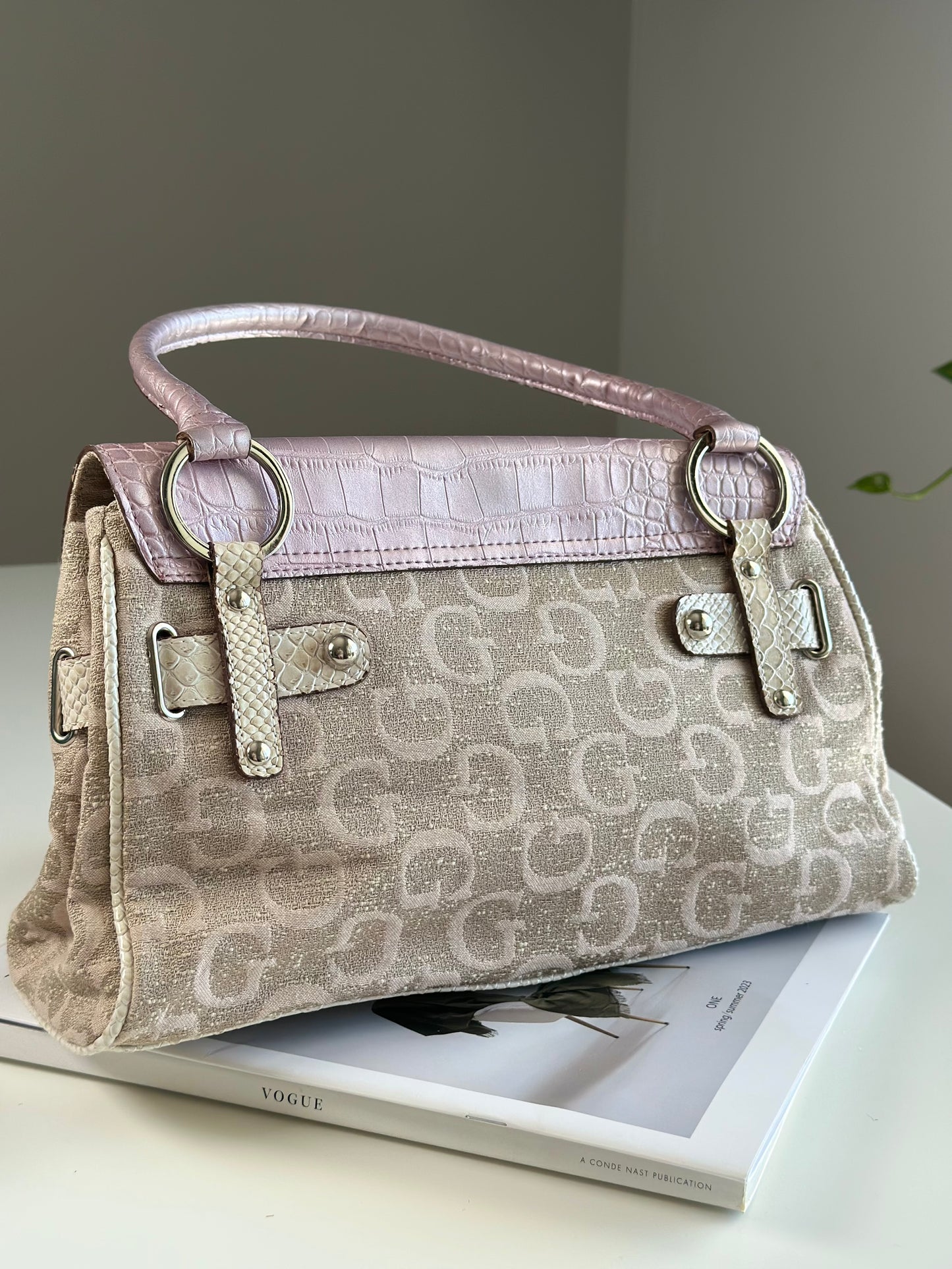Vintage Guess handbag with playful Y2K charm