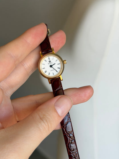 Classic vintage watch with leather strap