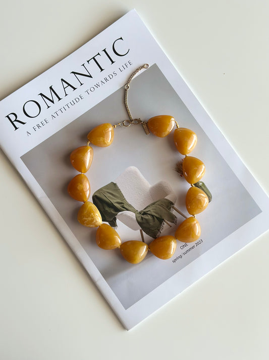 Bold vintage necklace by Wallis