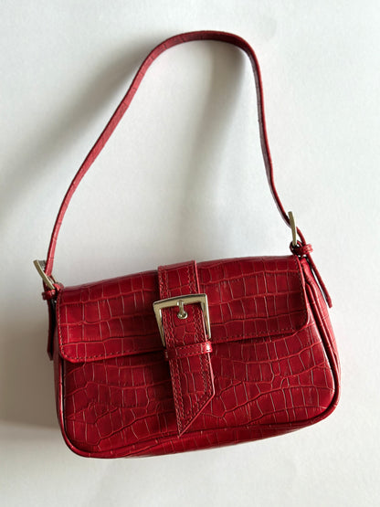 Beautiful vintage small red bag