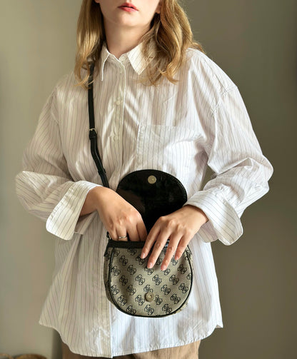Vintage crossbody monogram saddle bag Guess