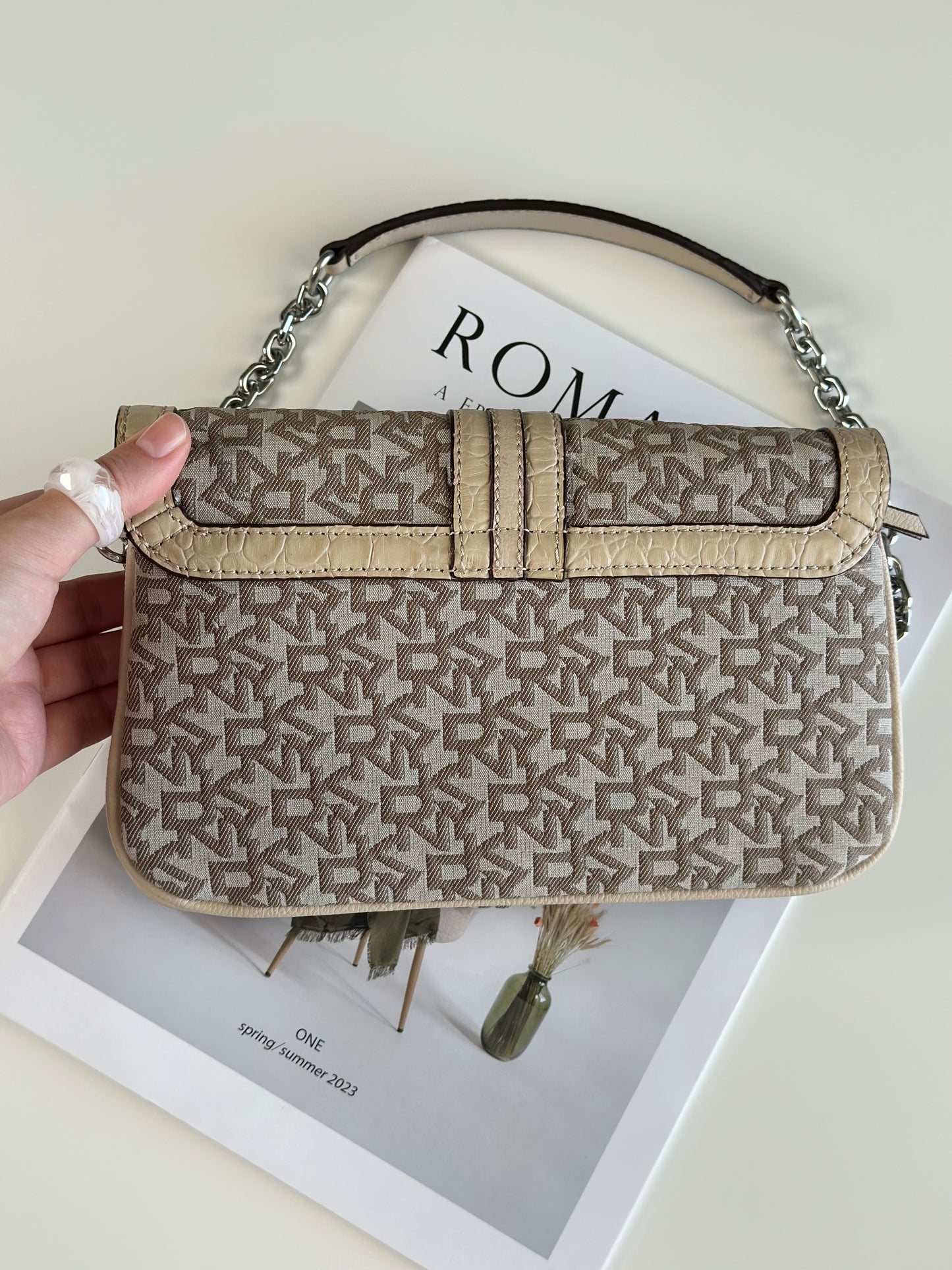 Sophisticated vintage DKNY beige shoulder bag from 2000s