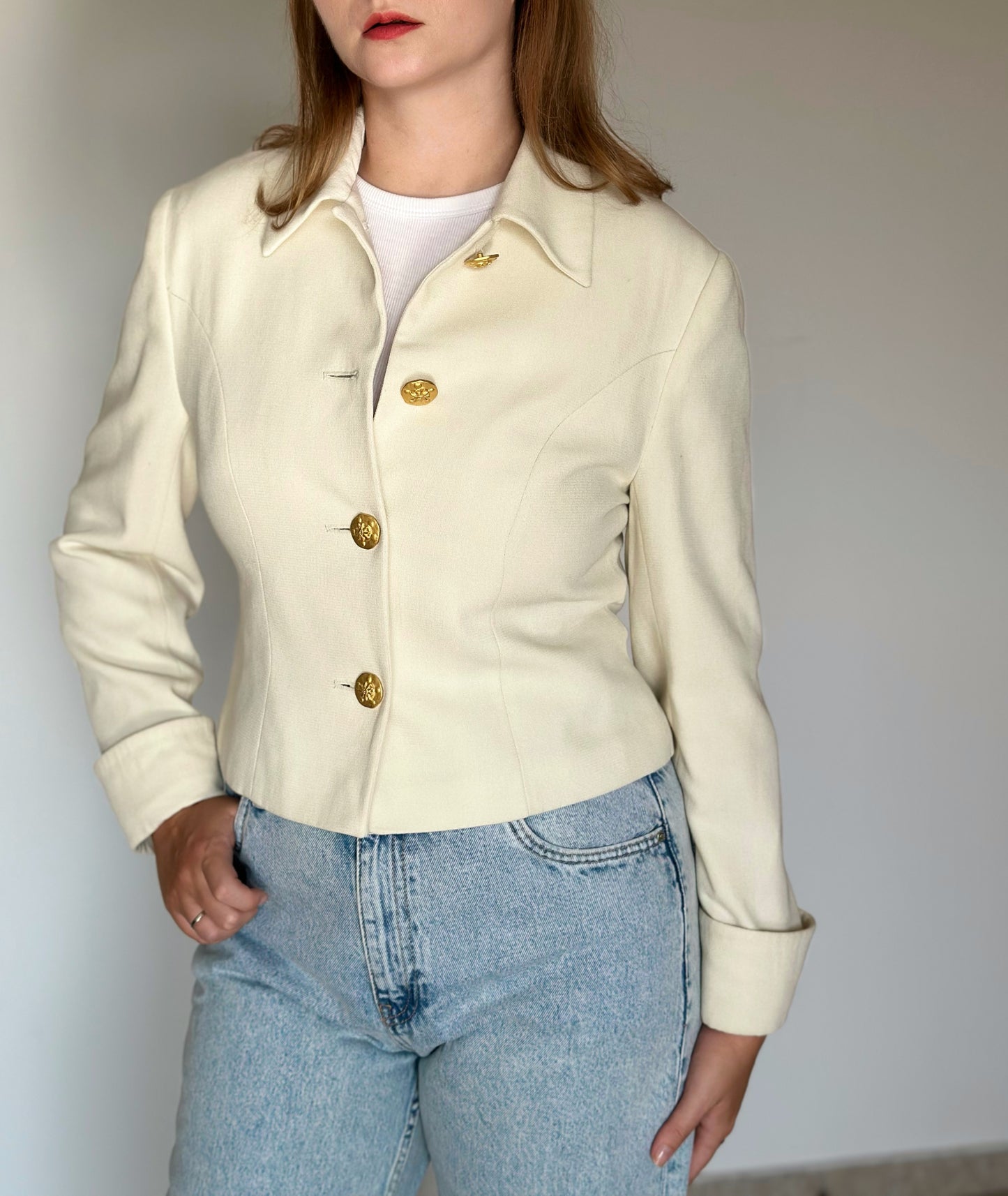 Charming vintage classic cream blazer