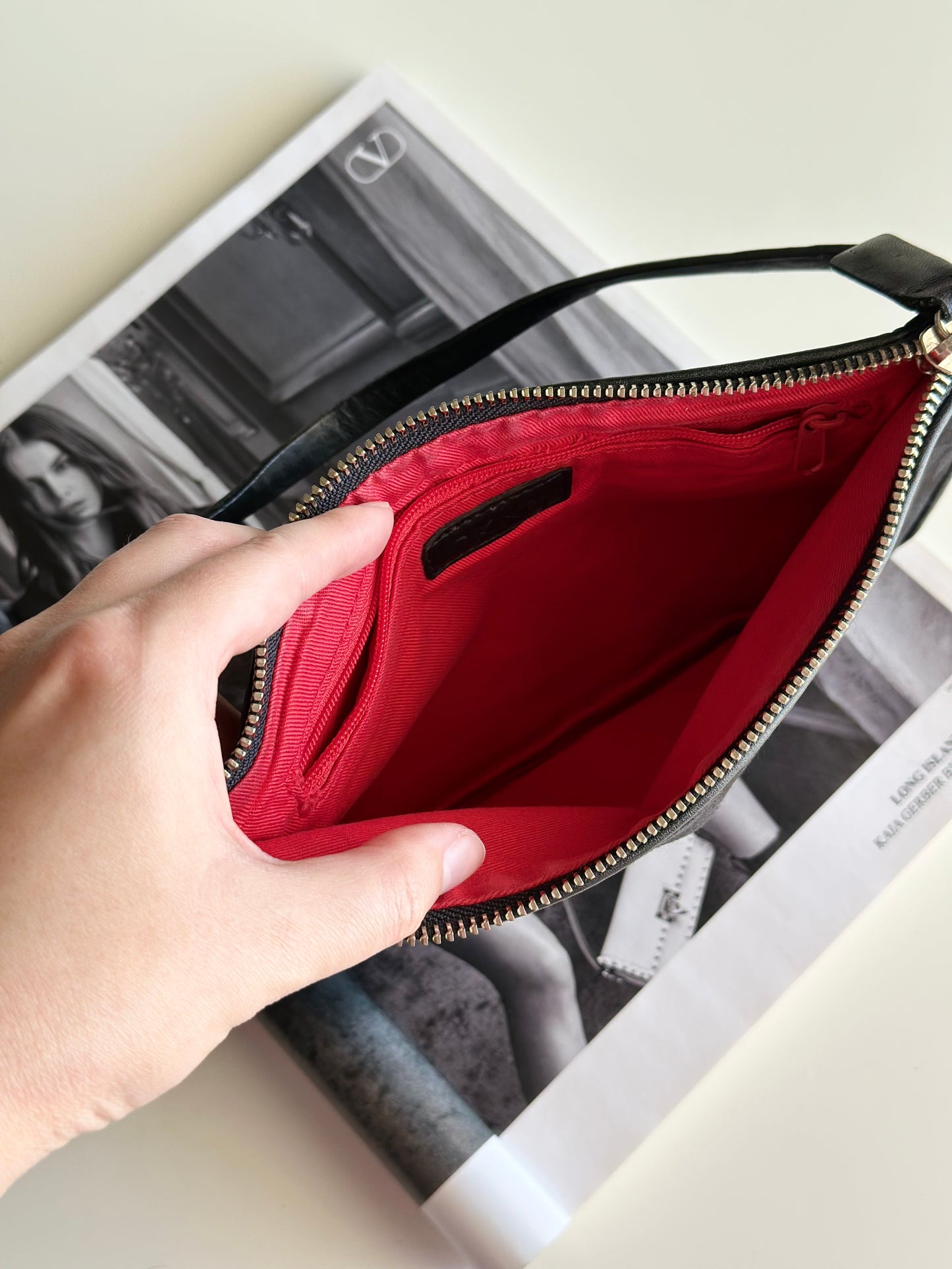Minimalist vintage DKNY handbag