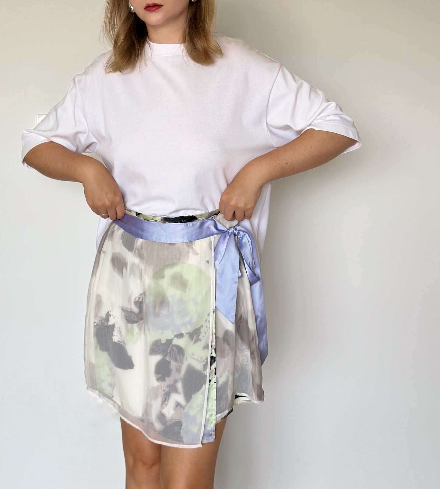 Lovely mini wrap skirt Guess by Marciano