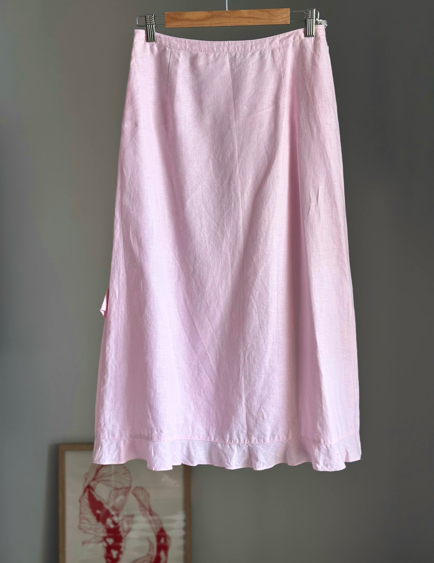 Charming midi pink skirt with ruffles