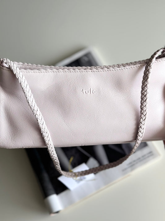 Vintage leather lilac baguette bag