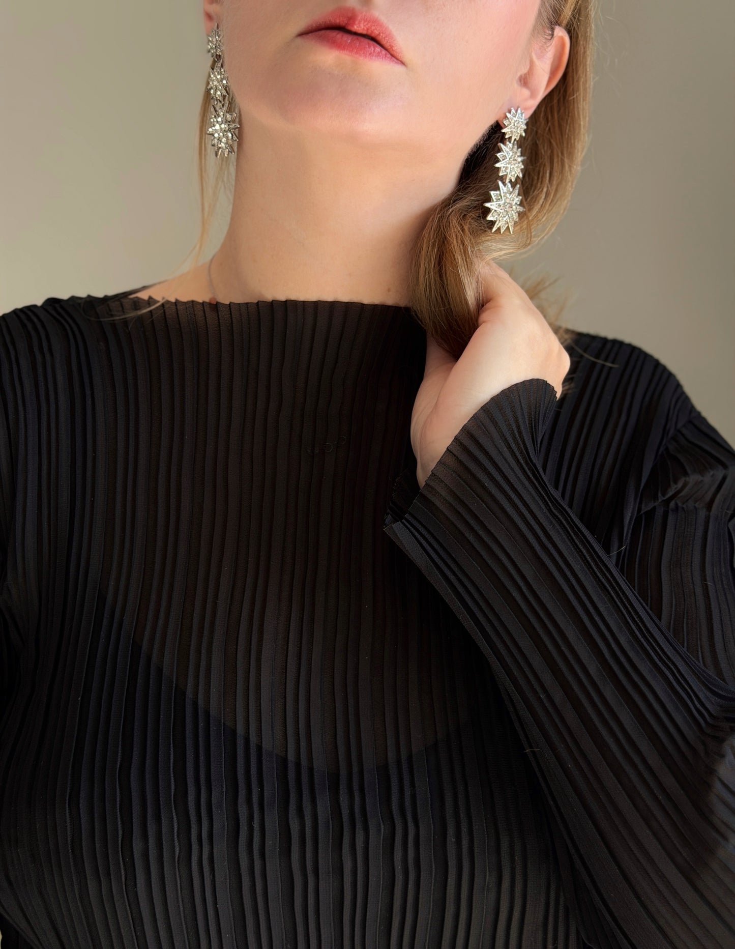 Dazzling vintage earrings