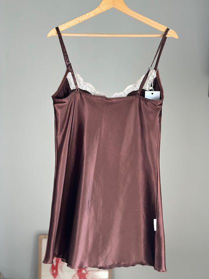 Elegant nightgown in rich brown satin