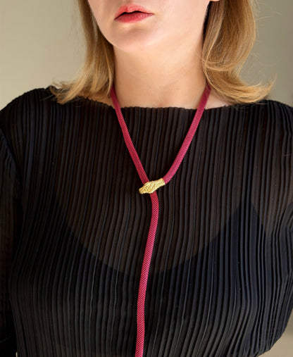 Striking vintage snake belt/necklace
