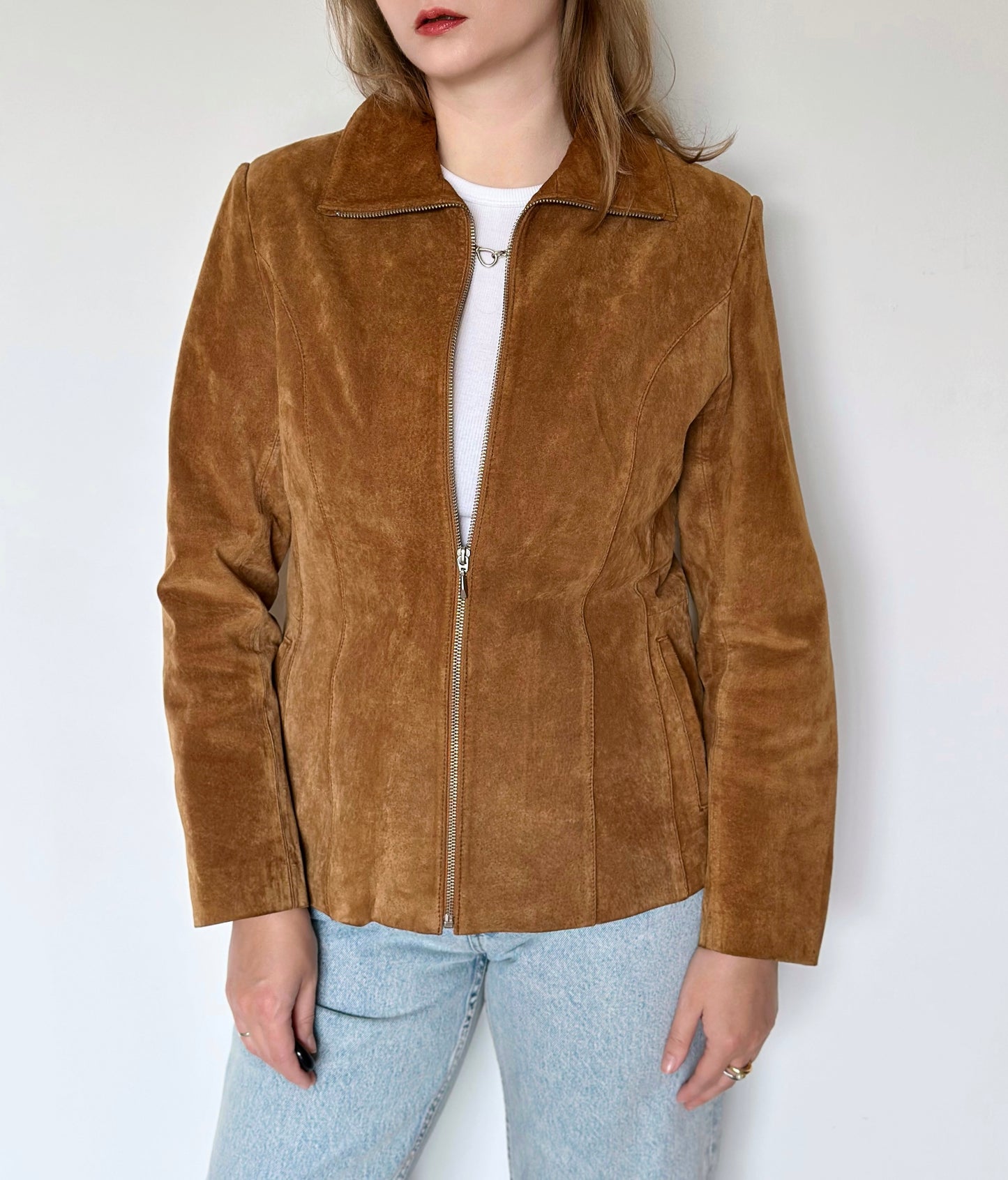 Timeless vintage 100% leather jacket