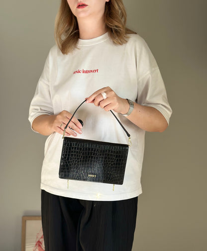 Chic DKNY leather clutch wallet