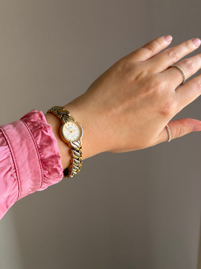 Charming vintage Sekonda watch with two-tone design