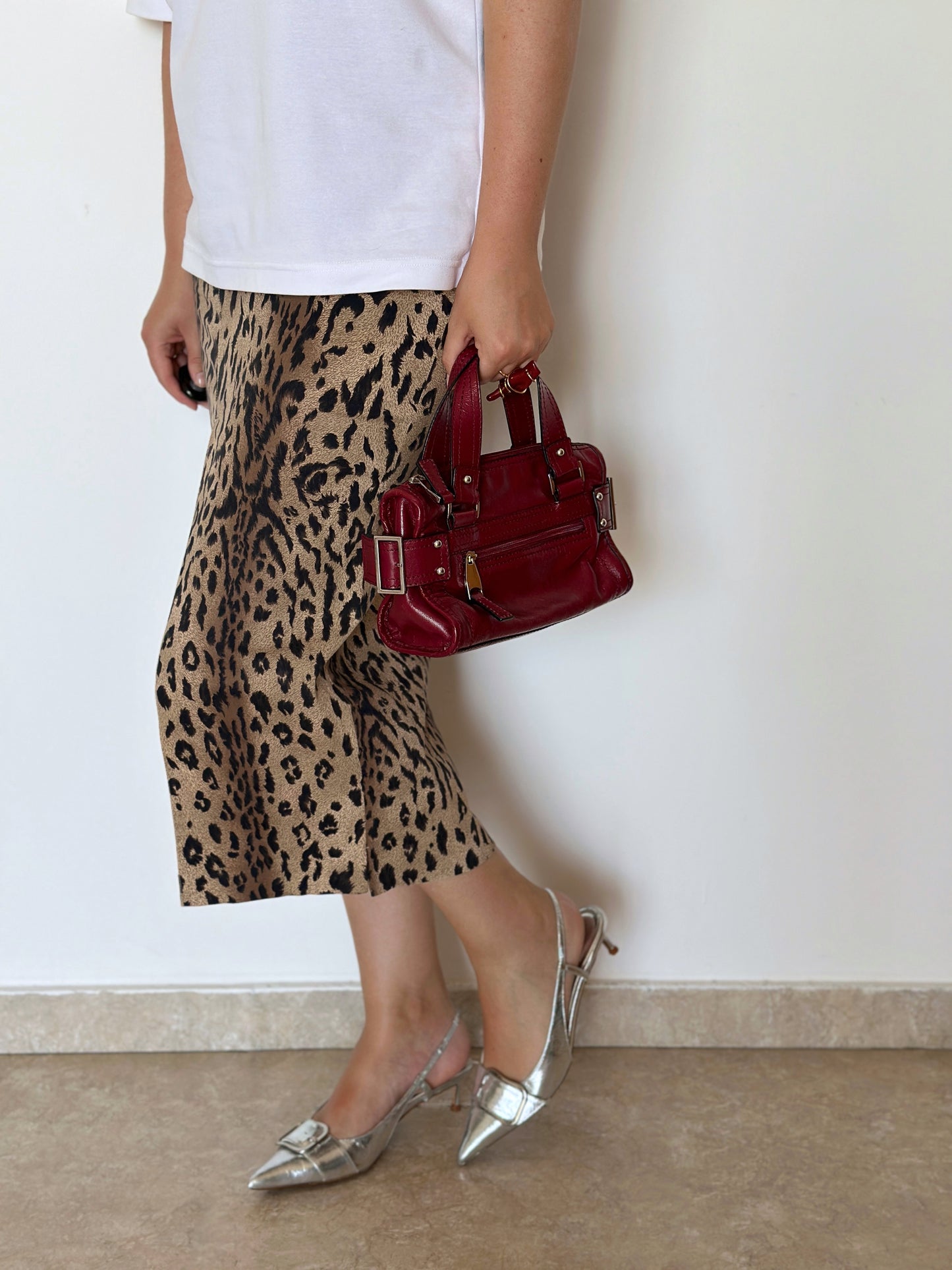 Incredible midi cotton skirt with leopard print