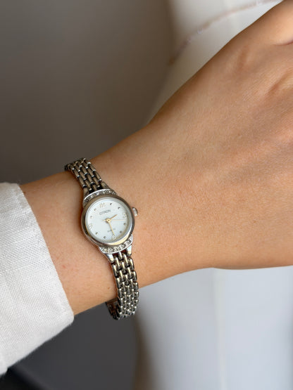 Beautiful silver-tone watch Citron