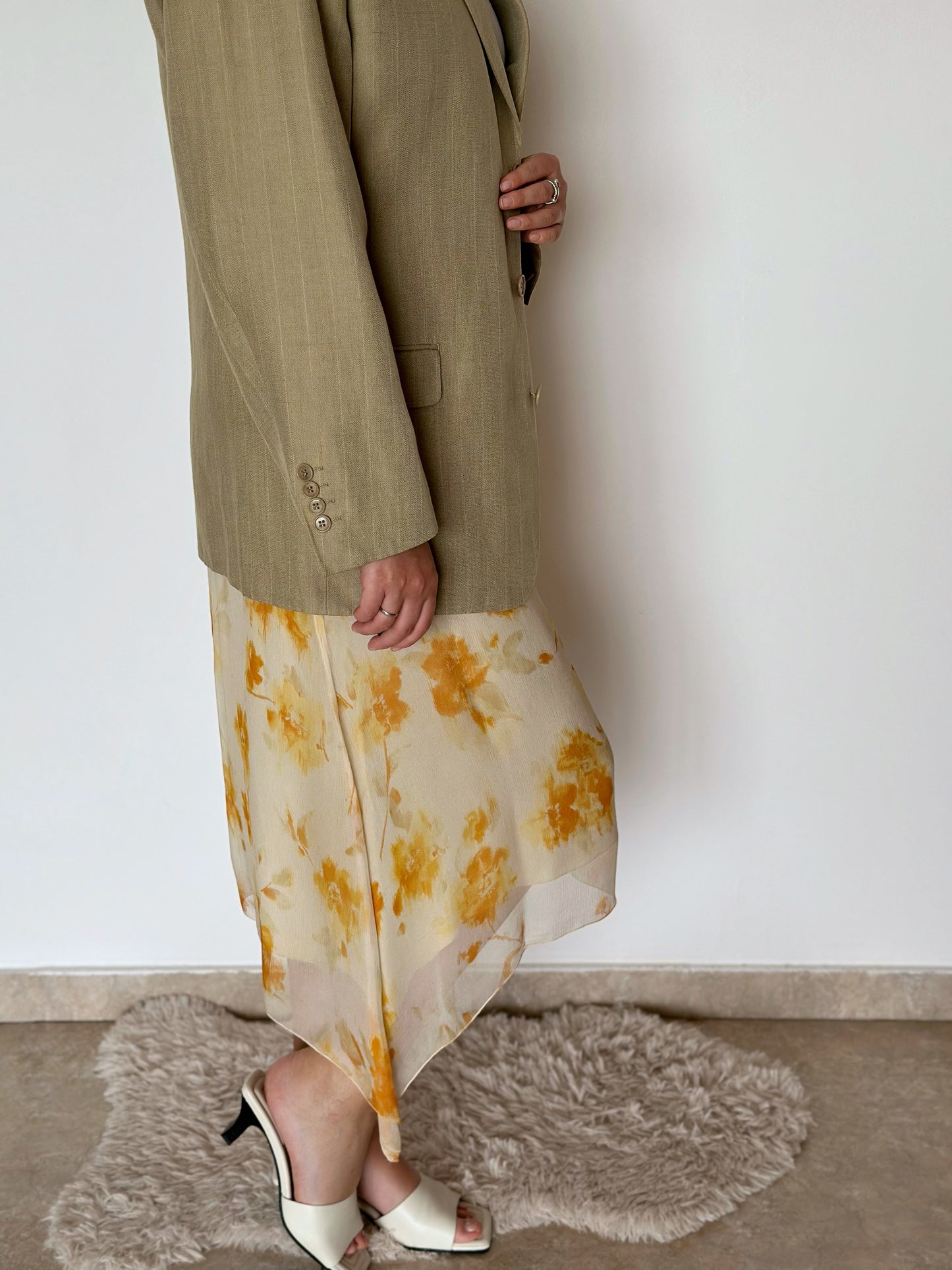 Stunning vintage asymmetrical 100% silk skirt