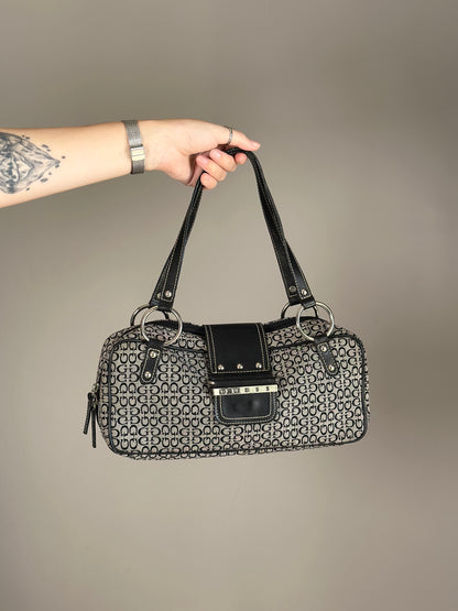 Classic vintage Guess shoulder bag from 90s