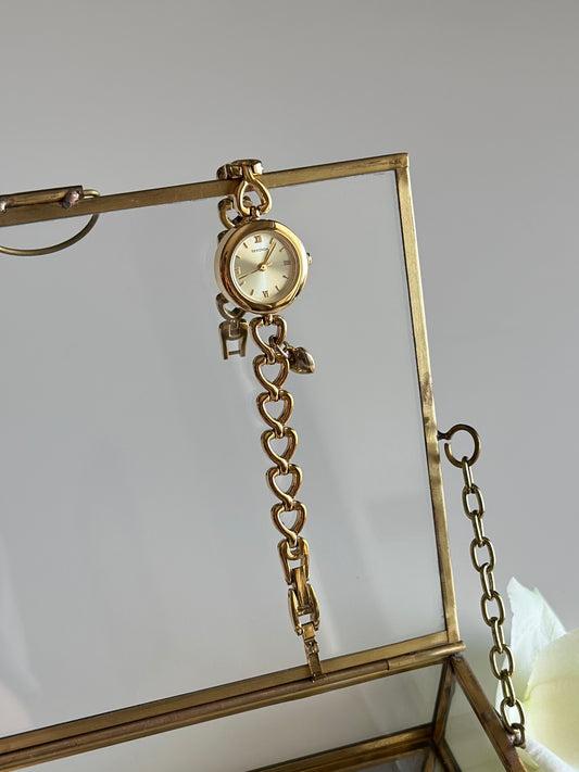 Romantic vintage Sekonda watch with heart-shaped links
