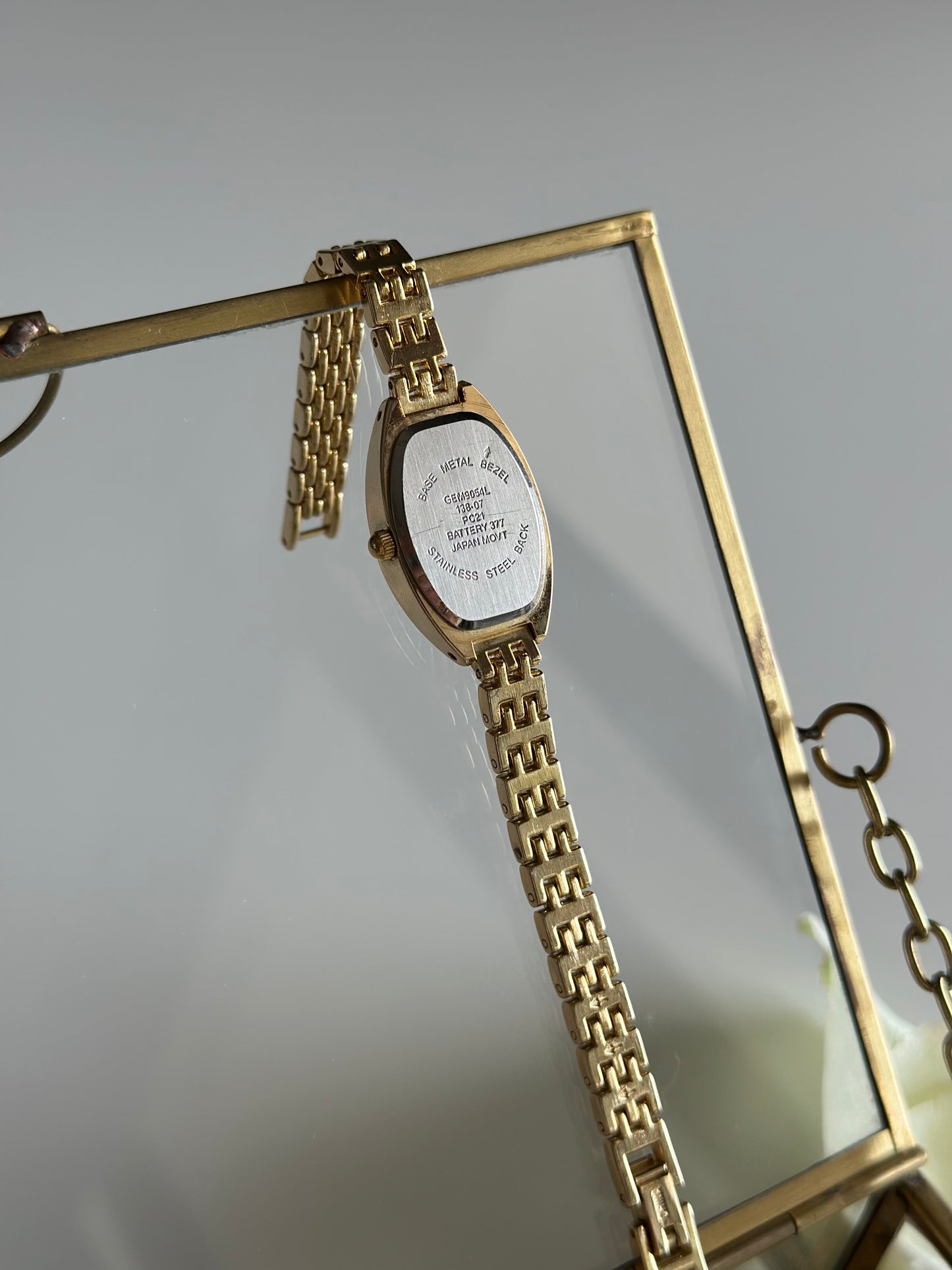 Beautiful gold-tone Embassy watch with crystals