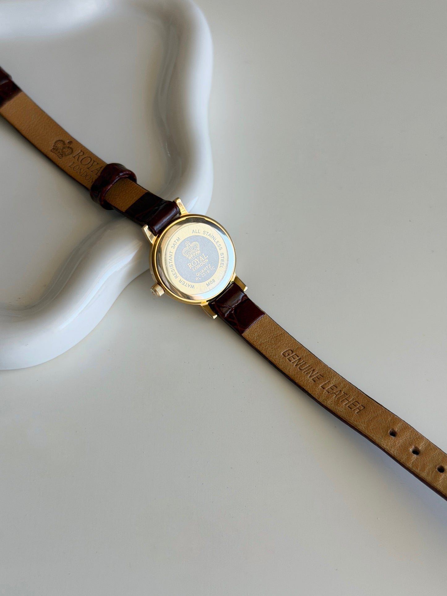 Classic vintage watch with leather strap
