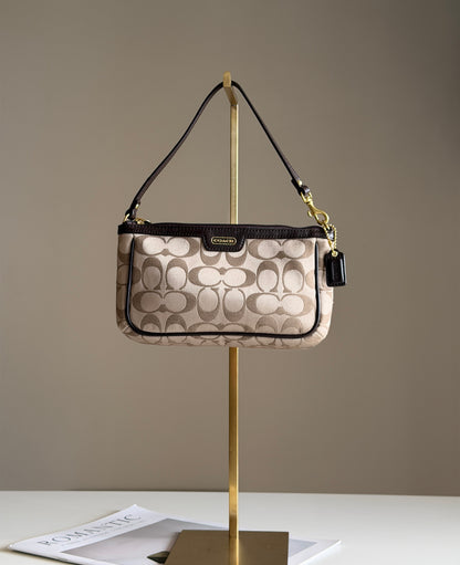 Stunning authentic vintage Coach mini bag