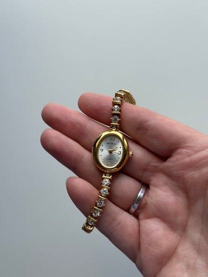 Amazing gold-plated vintage watch with rhinestones