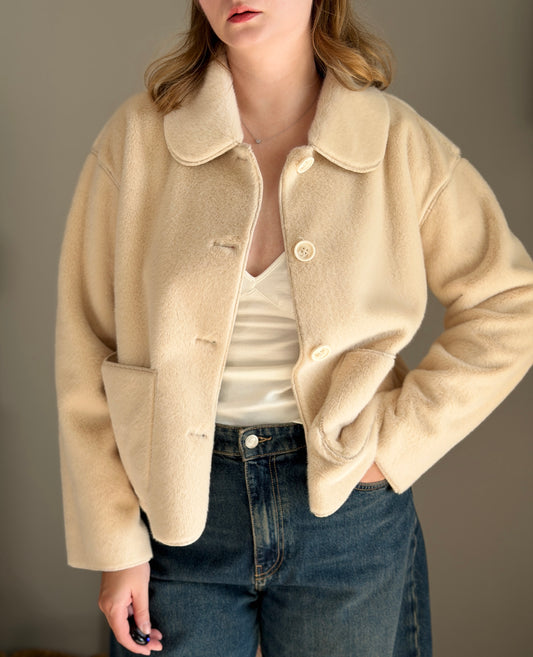 Charming cream faux fur jacket from ICHI