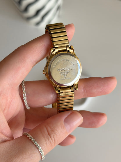 Classic Sekonda gold-tone watch with expansion band