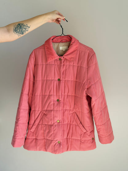 Charming quilted jacket in a soft coral pink shade