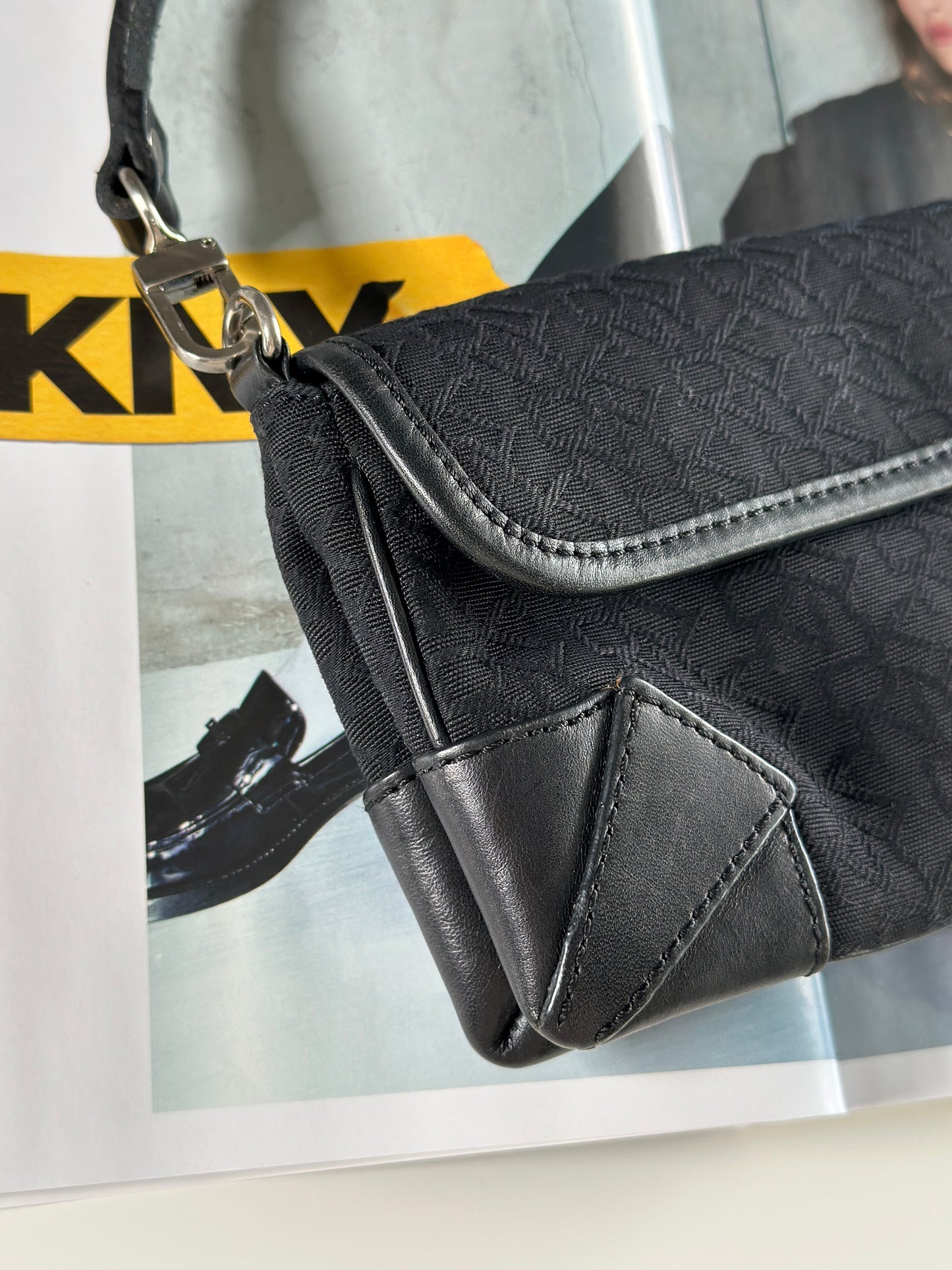 Chic vintage DKNY baguette black bag