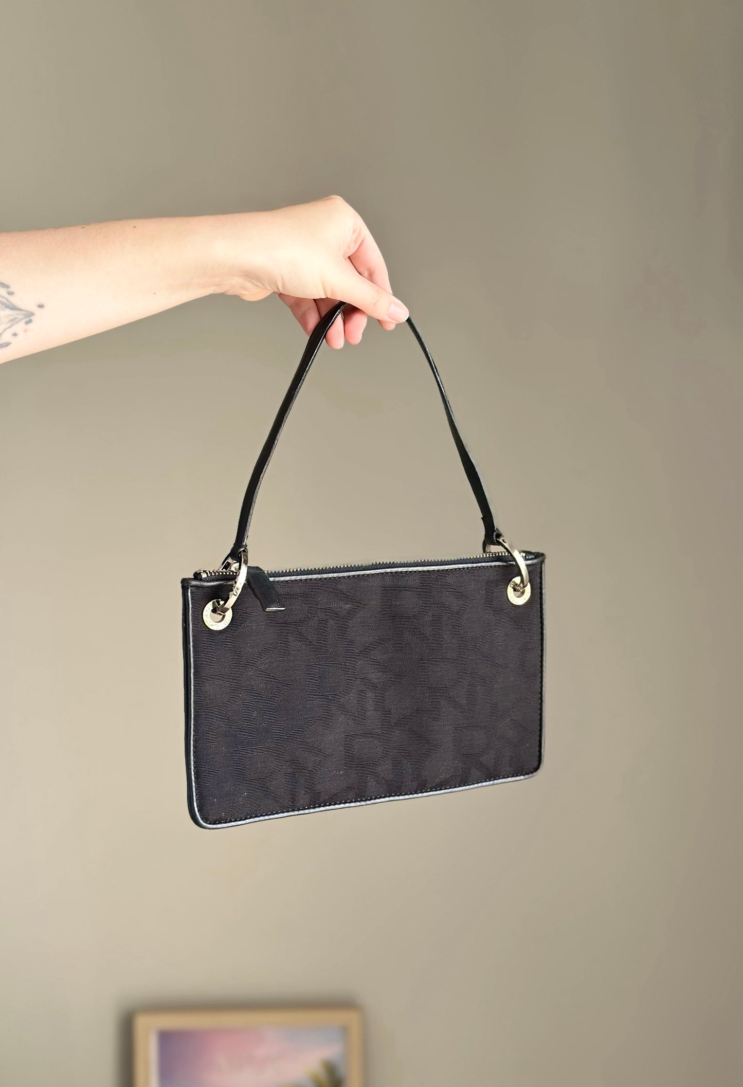 Minimalist vintage DKNY handbag