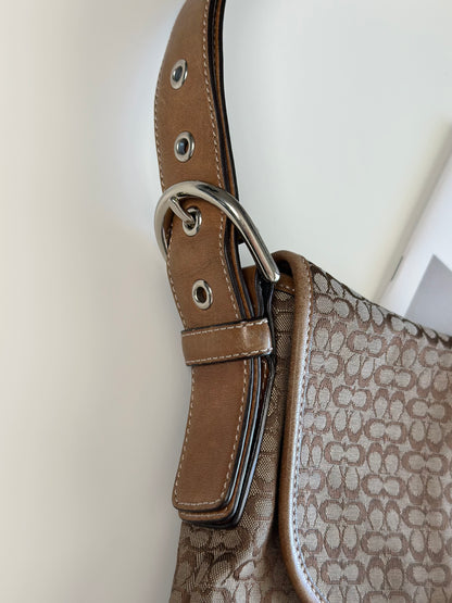 Stunning vintage Coach shoulder bag