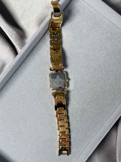 Stunning vintage Rotary watch with a classic gold-tone finish