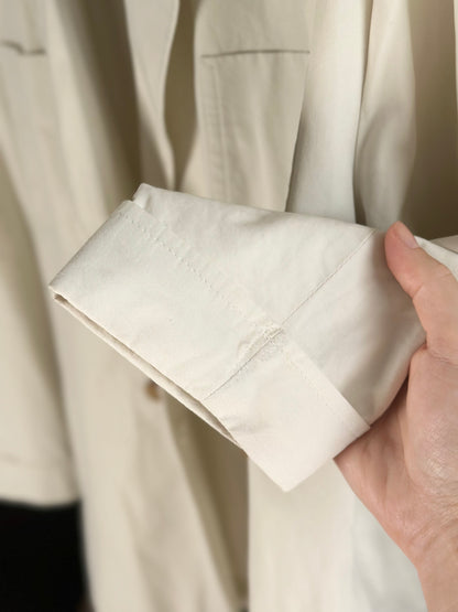 Elegant off-white vintage cotton jacket with belt