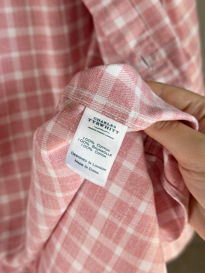 Charming pink and white checkered shirt