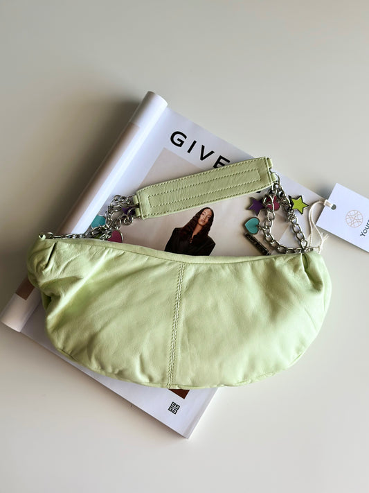 Vibrant vintage Suzi Smith leather bag