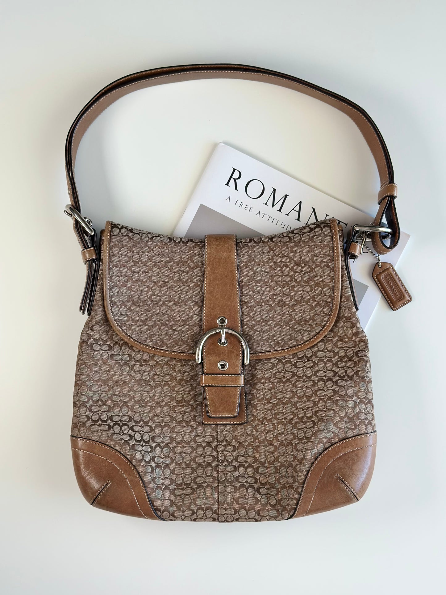 Stunning vintage Coach shoulder bag