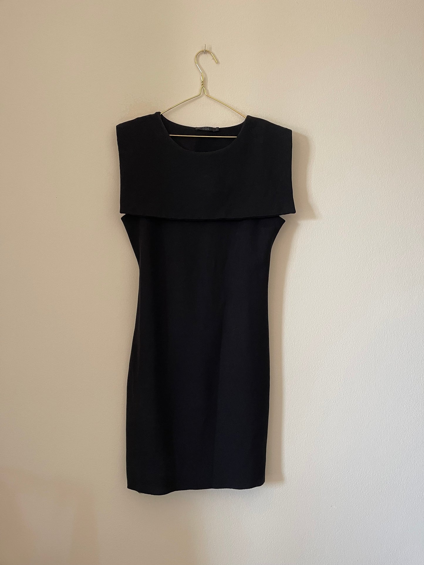 Gorgeous mini black dress from COS